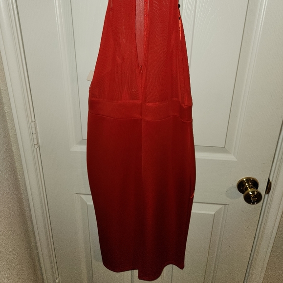 Dress - Picture 2 of 3